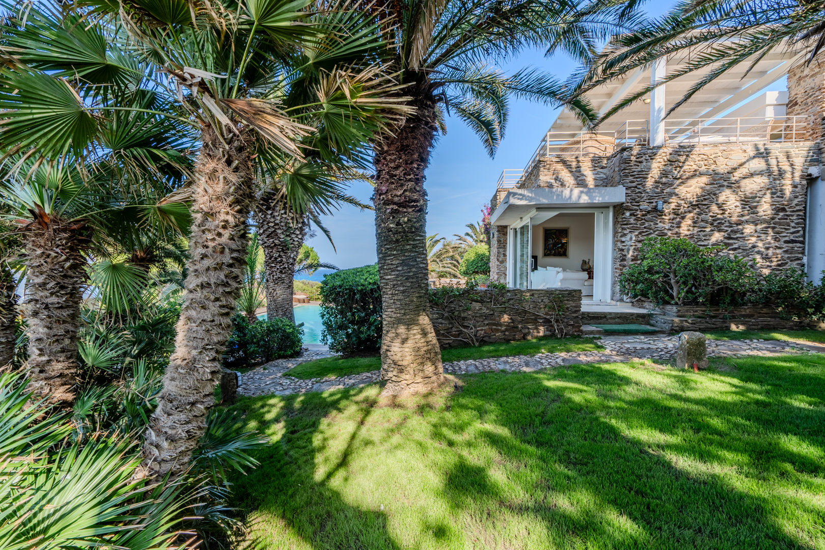 Prestigiosa Villa con Piscina, Jacuzzi e Vista Mare foto 145