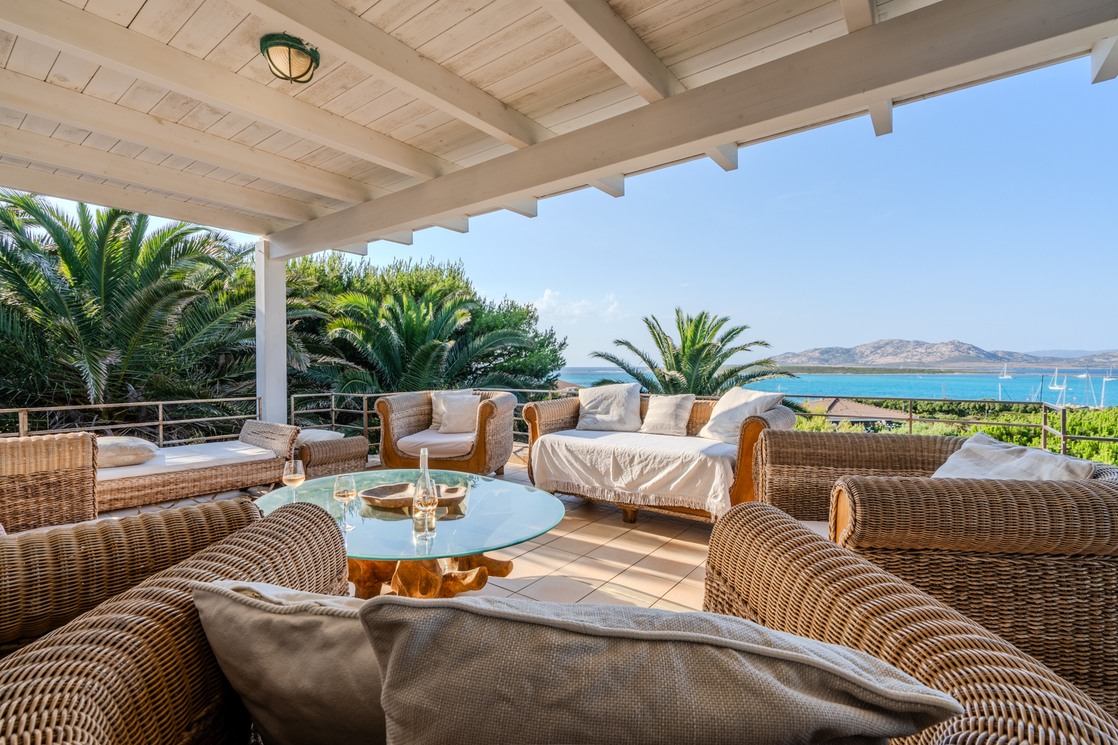 Prestigiosa Villa con Piscina, Jacuzzi e Vista Mare foto 16