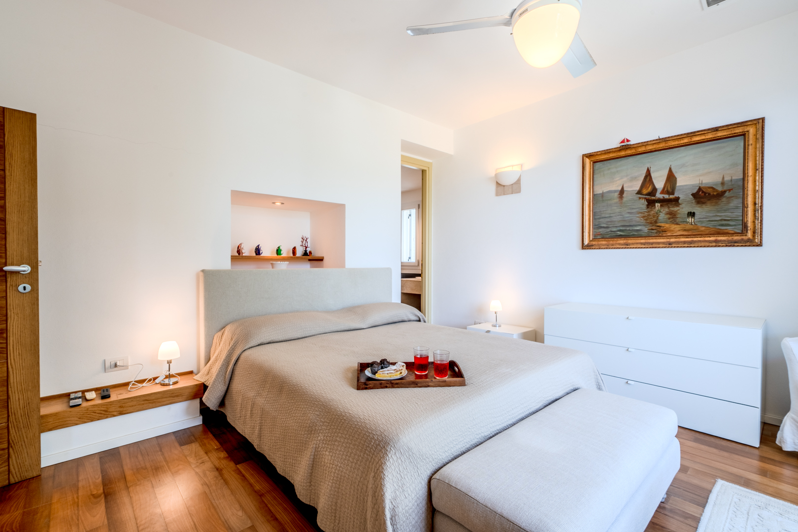 Prestigiosa Villa con Piscina, Jacuzzi e Vista Mare foto 28