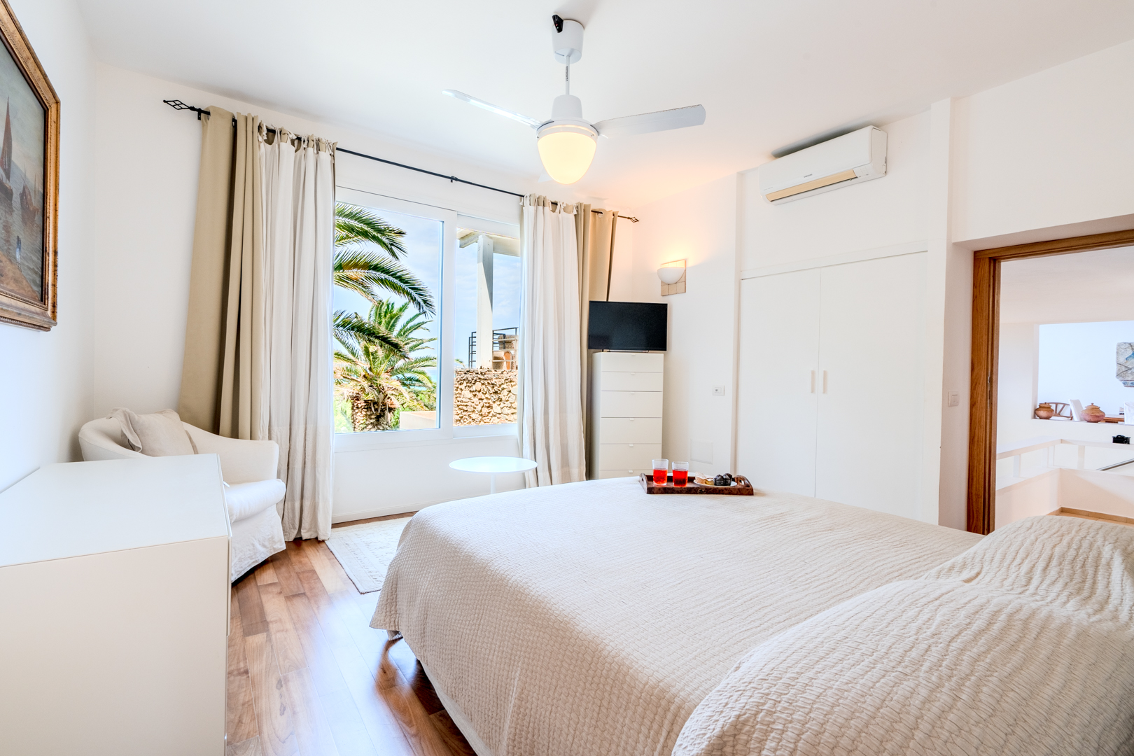 Prestigiosa Villa con Piscina, Jacuzzi e Vista Mare foto 29