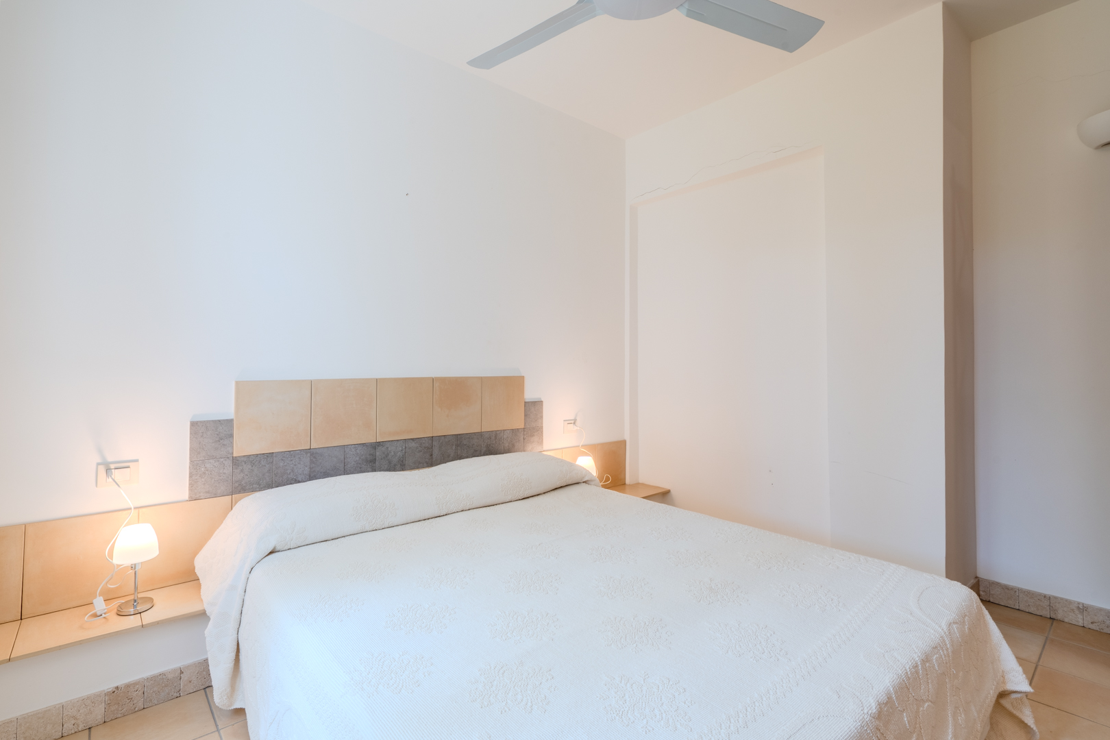 Prestigiosa Villa con Piscina, Jacuzzi e Vista Mare foto 42