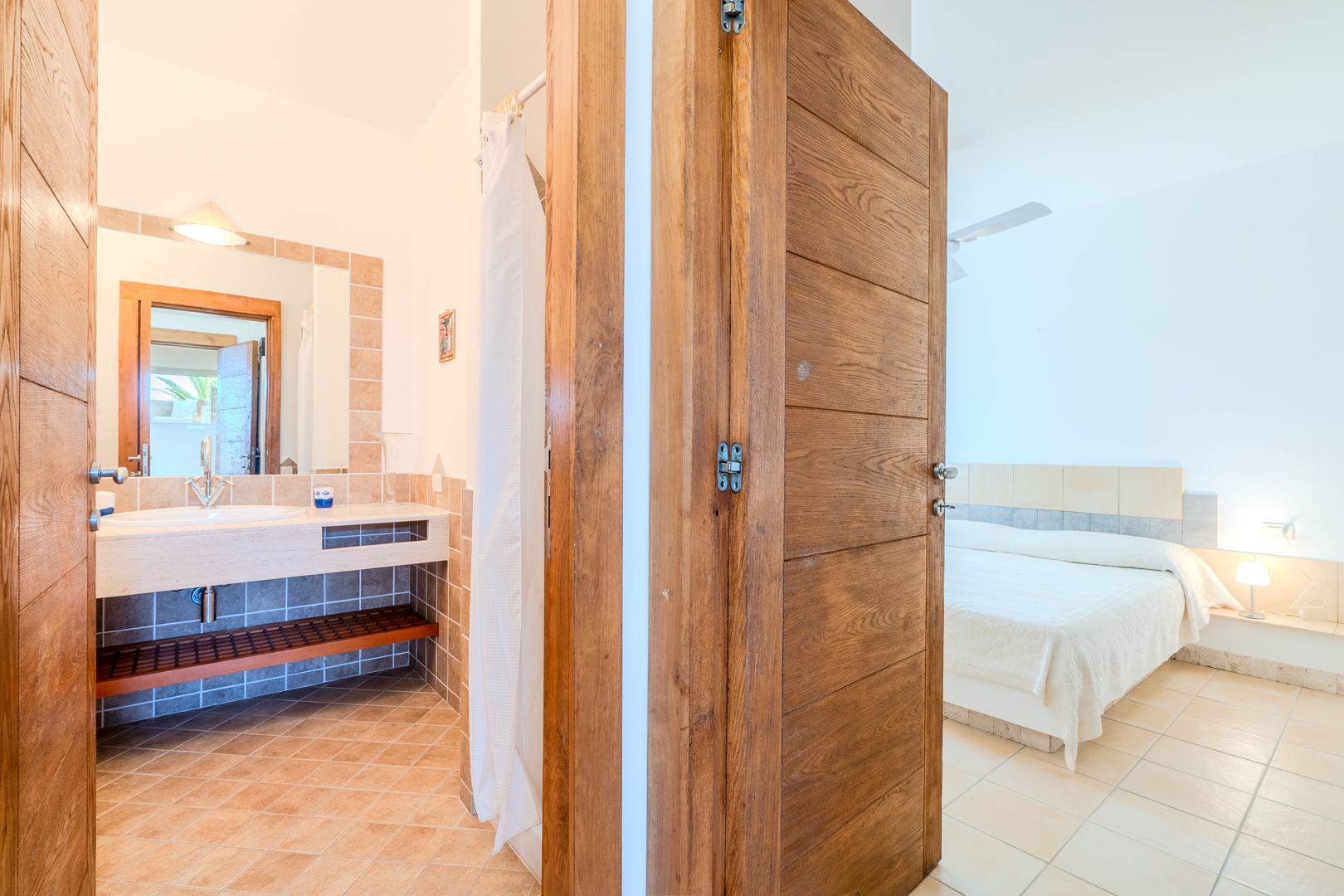 Prestigiosa Villa con Piscina, Jacuzzi e Vista Mare foto 46