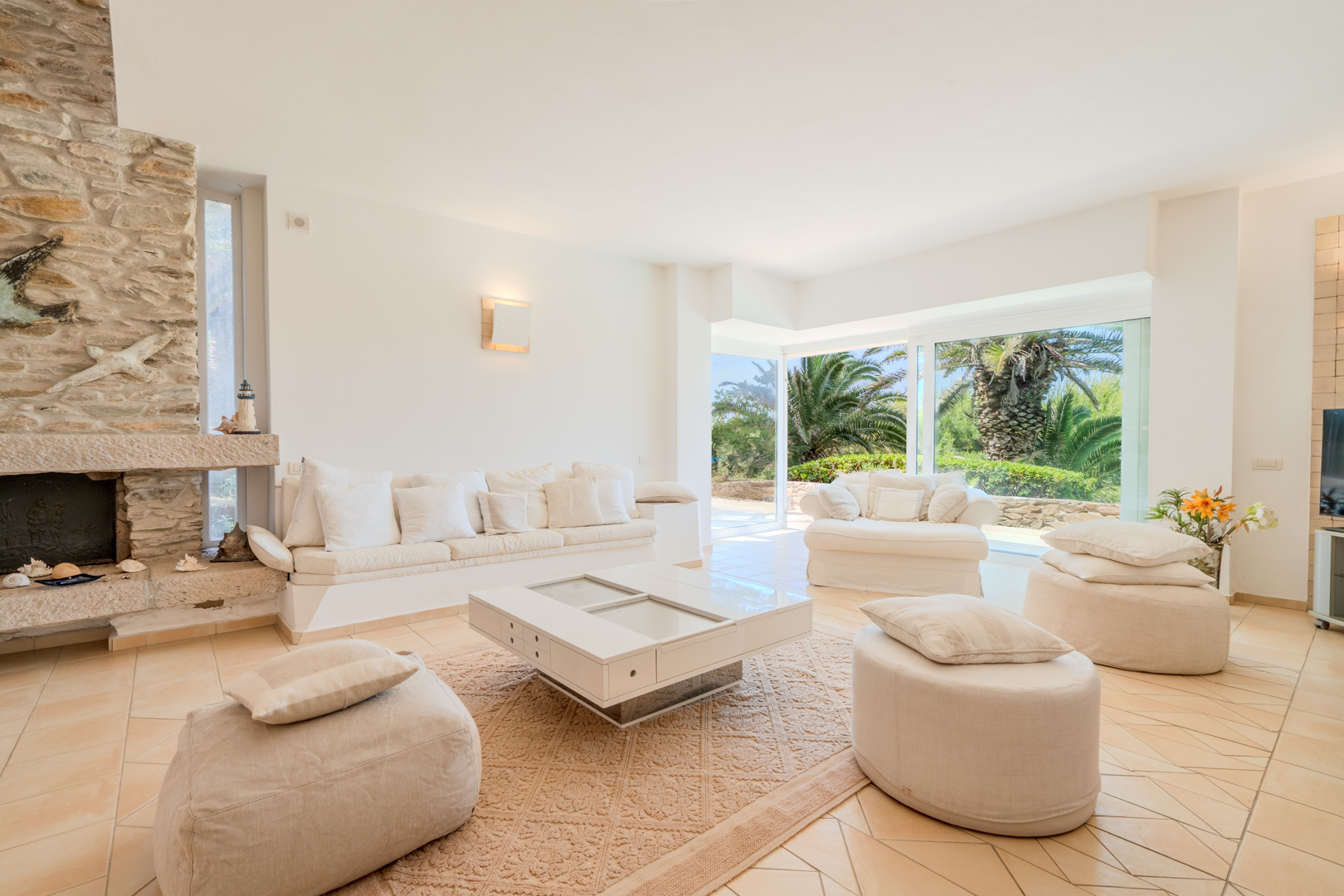 Prestigiosa Villa con Piscina, Jacuzzi e Vista Mare foto 64