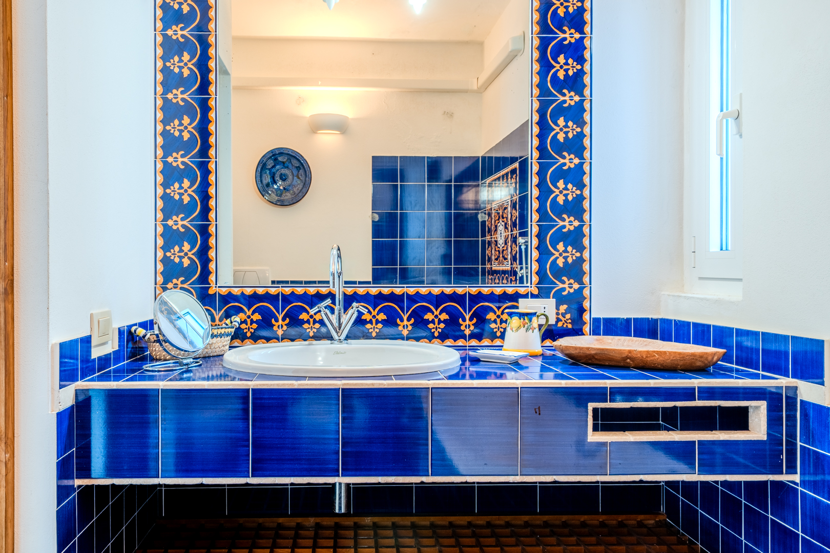 Prestigiosa Villa con Piscina, Jacuzzi e Vista Mare foto 78